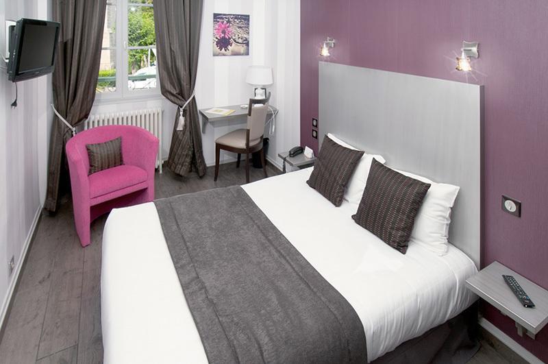 Logis Hotel Restaurant Nougier Saint-Étienne-de-Fursac Quarto foto